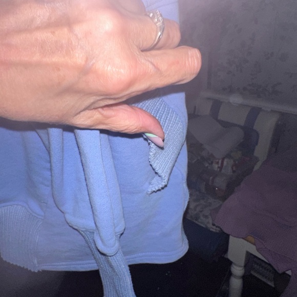 Lady’s hoodie - Picture 4 of 5